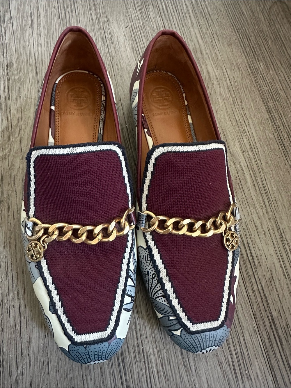 Tory Burch Mini Benton Charm Loafers - Wonderland Vine Claret - Size 7